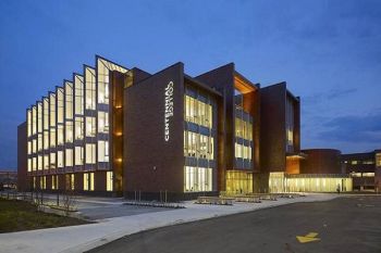 Các chương trình Cao đẳng Centennial khai giảng tháng 5/2025 (Đủ điều kiện PGWP)