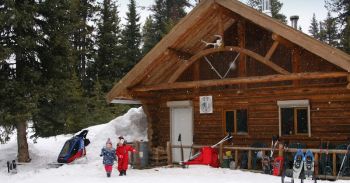 EMC Winter Camp 2026: Experience a Classy Winter Camp in Canada & a Bright Study Abroad Opportunity