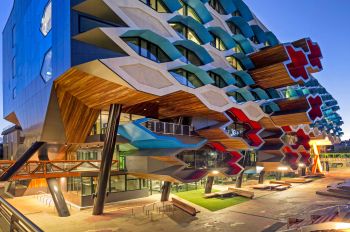 Học bổng và Hội thảo trực tuyến Sau đại học từ La Trobe University Tháng 5/2024