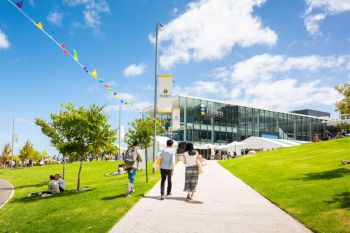 The Flinders Academy - Chương Trình Pathway Mới Từ Flinders