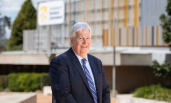 Chào mừng Giáo sư Paul Mazerolle - Tân Phó Hiệu trưởng và Chủ tịch Đại học Southern Queensland (UniSQ)